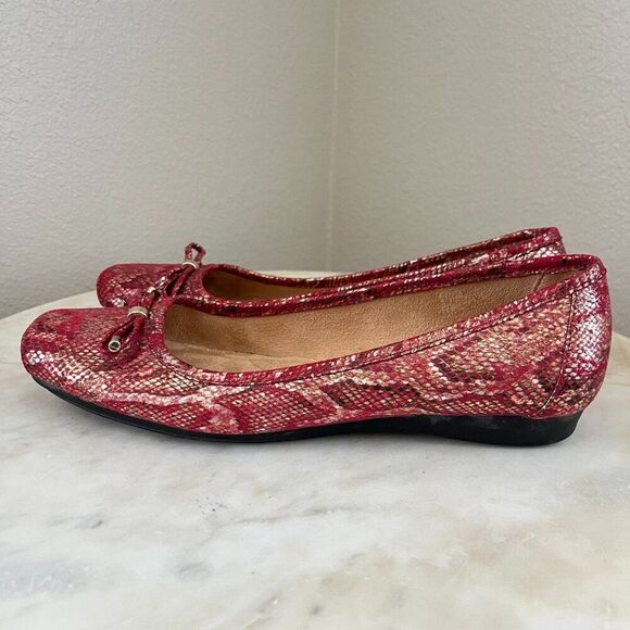 Naturalizer Red Snake Print Flats 8W - Picture 4 of 7
